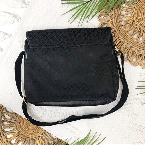 Tommy Hilfiger Black Crossbody Bag - Picture 4 of 6